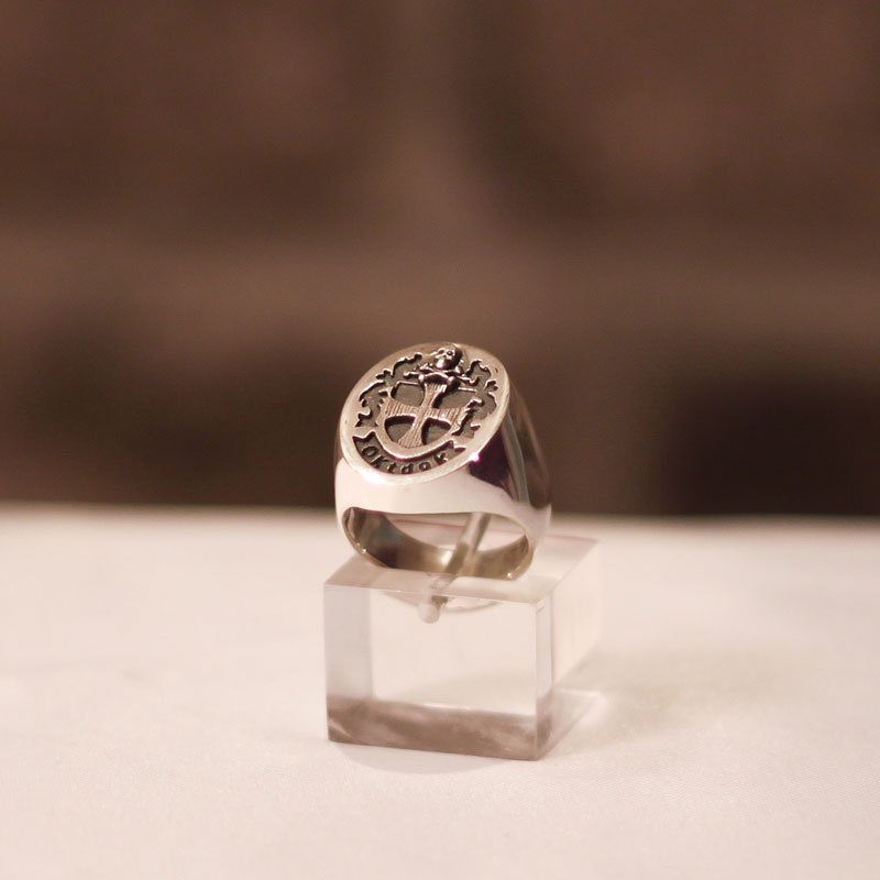 Templar deals signet ring